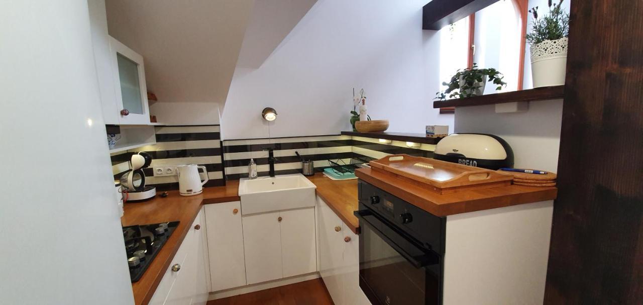 Old Town, Apartment, Blich Krakow Bagian luar foto