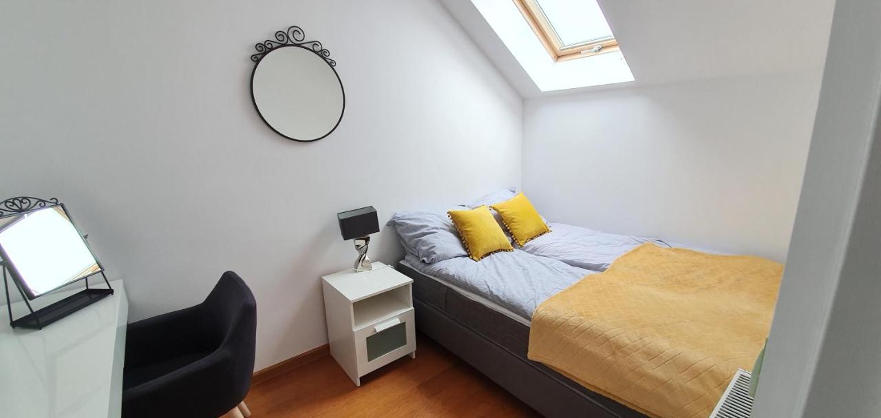 Old Town, Apartment, Blich Krakow Bagian luar foto