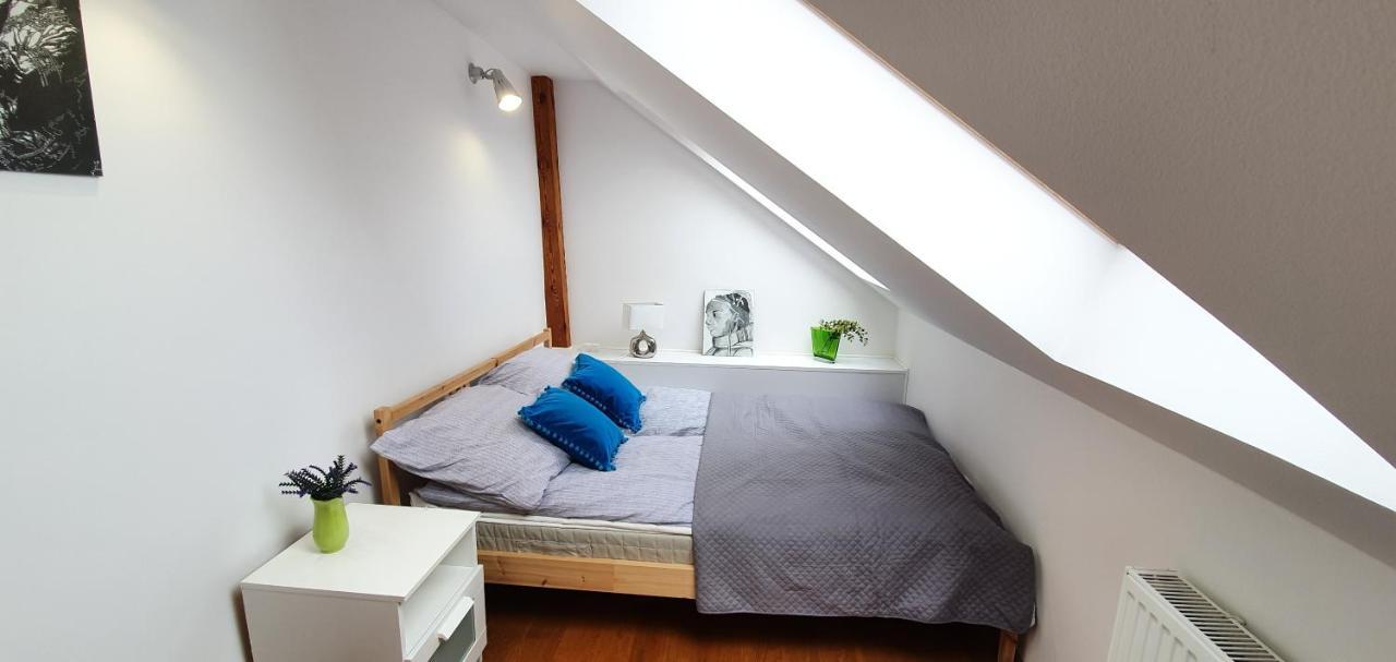 Old Town, Apartment, Blich Krakow Bagian luar foto
